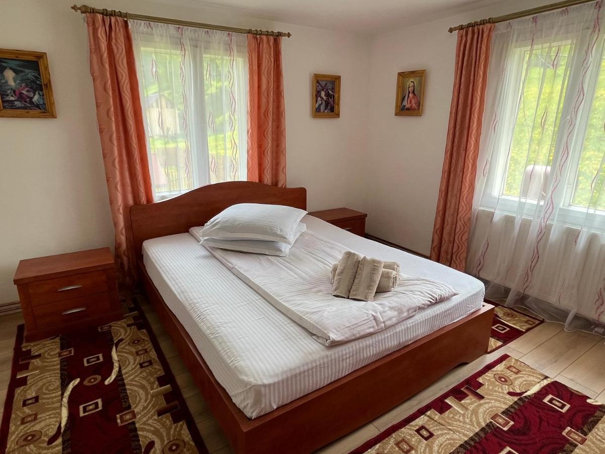 Casa Aurelia Villa Moldovita Ngoại thất bức ảnh